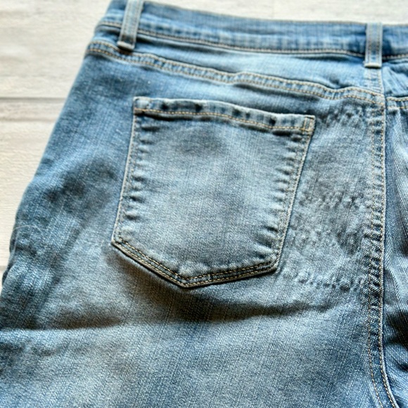 Vintage America Blues Women’s Size 12 Bestie Shorts Embroidered Floral Jeans - Picture 8 of 8